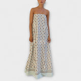 pruun - ainulaadne geomeetriline maksikleit paljastatud õlgadega