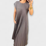 Zairelle – Elegantne plisseeritud kleit