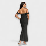 Ione - bodycon kleit väliste paeltega ja voldikutega