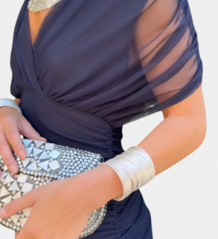 Eryzziah – Elegantne kleit vigane