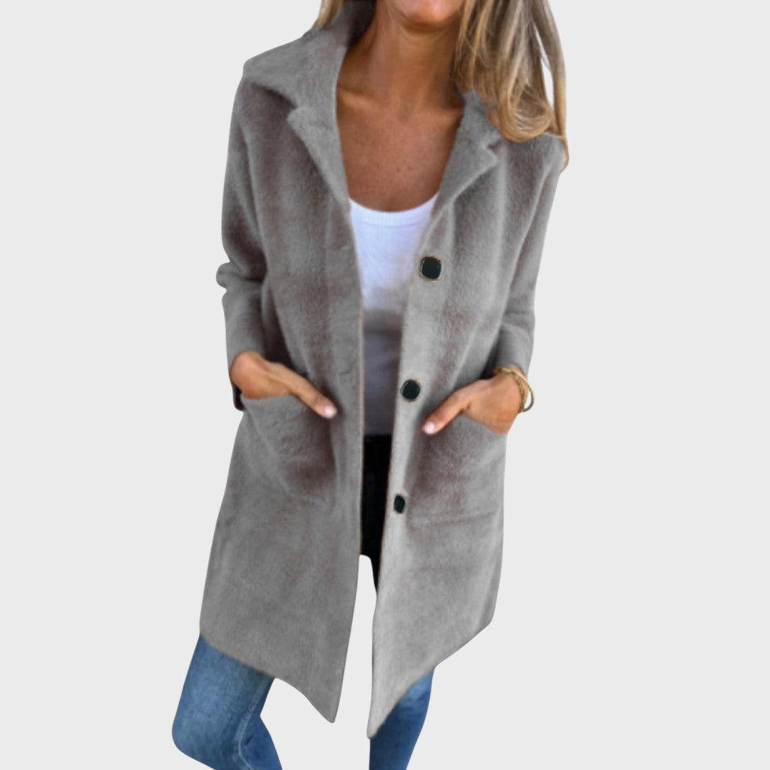 Karolina | paks, paks mantel