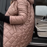 Bogna | Elegantne pikitud sulejope bluusiga