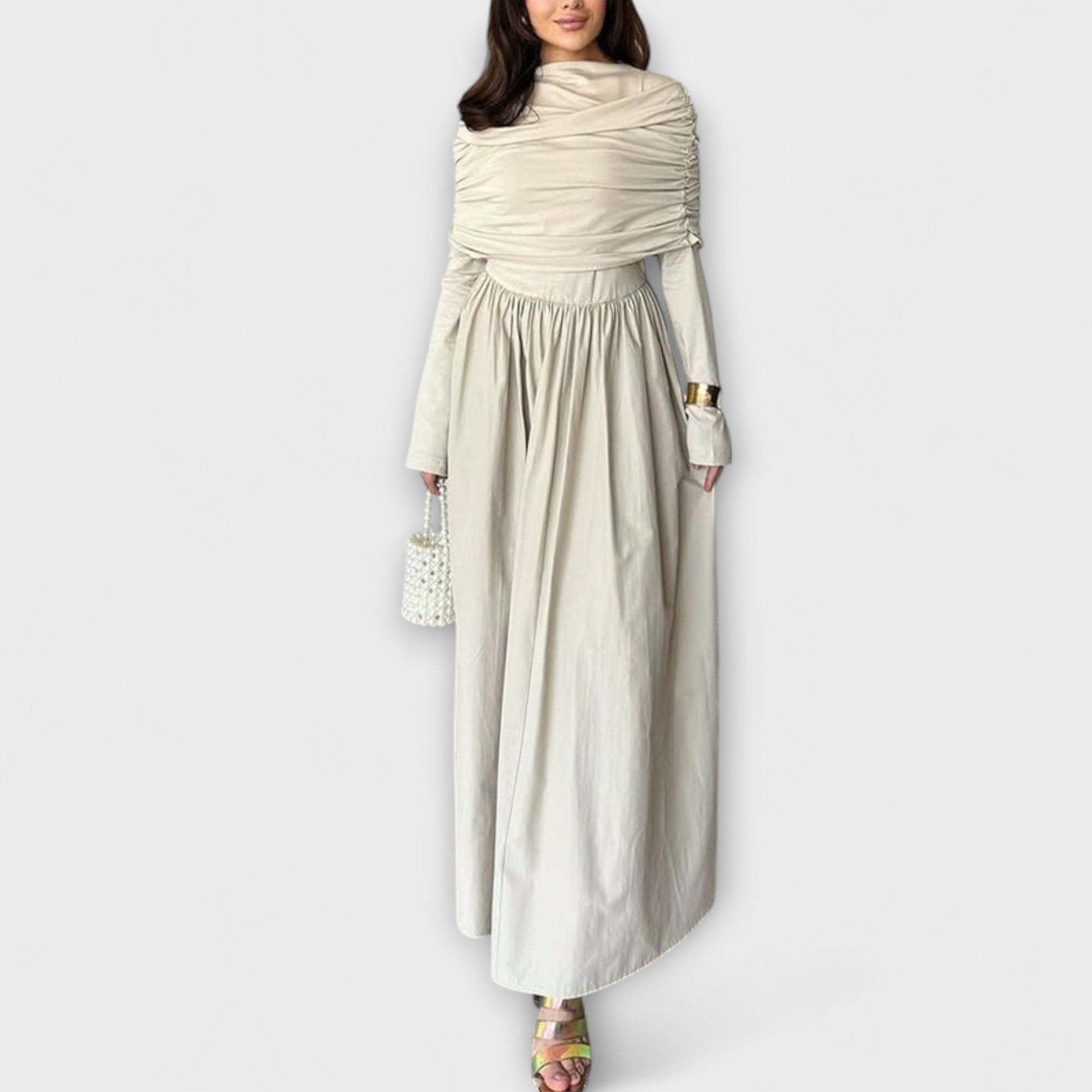 Jessica - laia lõikega kleit oversize stiilis