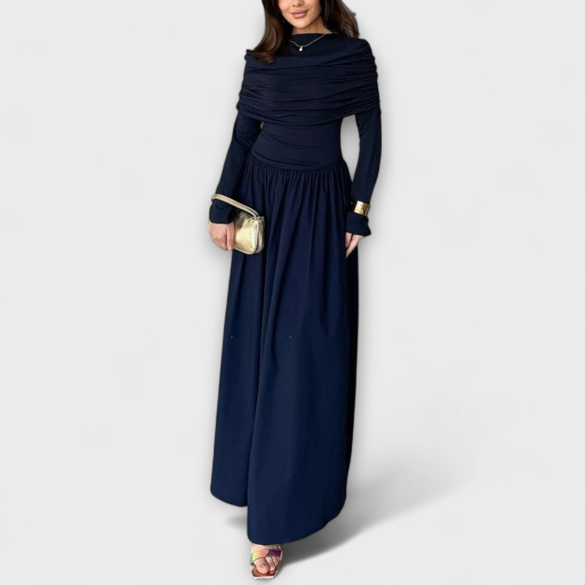 Jessica - laia lõikega kleit oversize stiilis