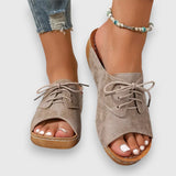 Saskia – vintagestiilis sandaalid