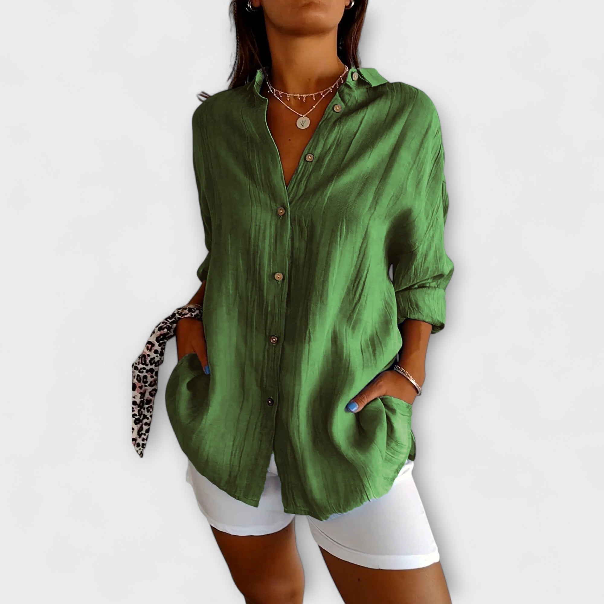 Saskia - Elegantne pluus naistele